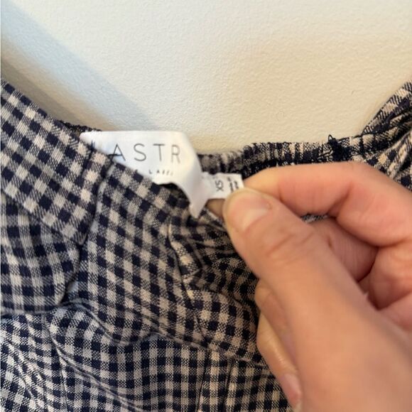 ASTR the Label Cardiff Top in Navy White Gingham Size XS - Picture 10 of 13